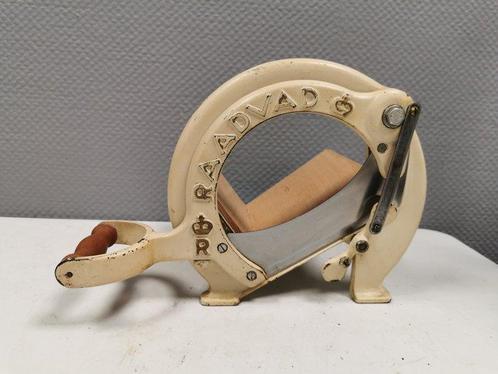 Raadvad - Ove Larsen - Broodsnijmachine - 294 - Hout, IJzer,, Antiek en Kunst, Antiek | Keukengerei