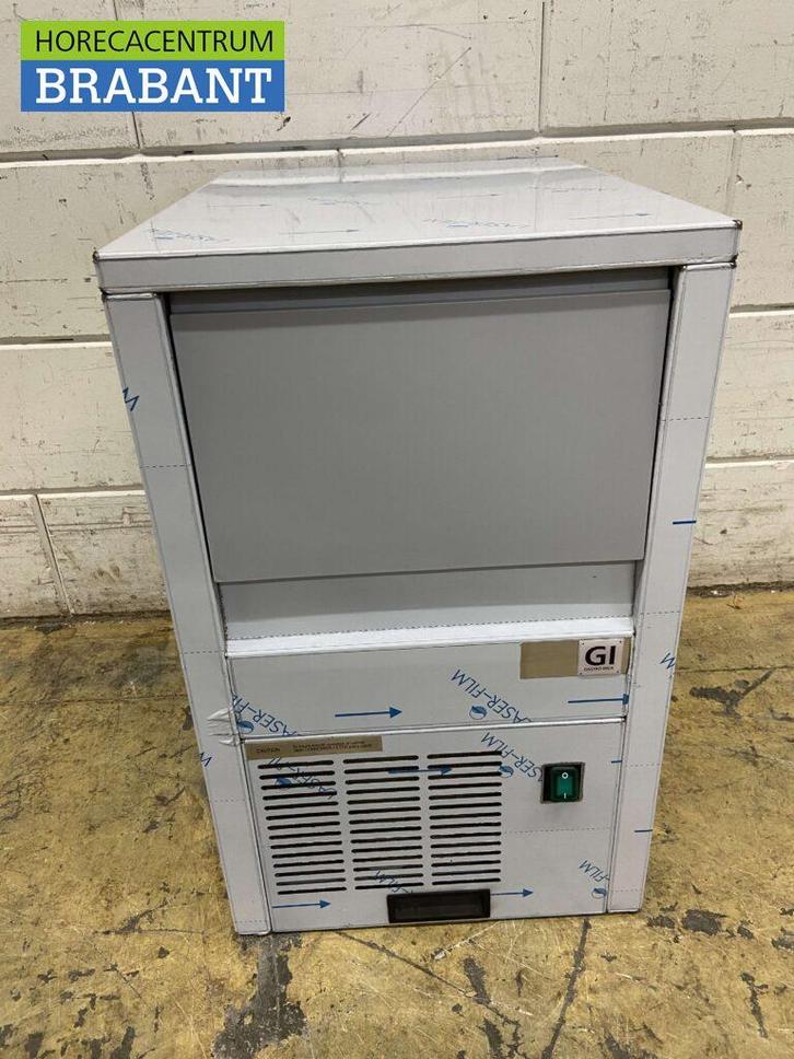 Machine à glaçons Gastro-Inox en acier inoxydable Machine à, Articles professionnels, Horeca | Équipement de cuisine, Envoi