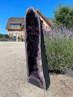amethist Geode - Hoogte: 100 cm - Breedte: 20 cm- 80 kg -, Verzamelen