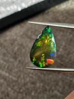 Opaal Gefacetteerde druppel - Hoogte: 5.4 mm - Breedte: 10.8, Verzamelen, Mineralen en Fossielen
