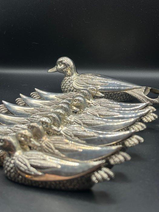 Silea - Messensteun (13) - Verzilverd, Antiek en Kunst, Antiek | Meubels | Tafels