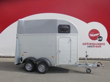 Nieuwe 1,5-paards paardentrailer op voorraad en gratis.... beschikbaar voor biedingen