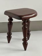 Kruk - Drie poten - Mahonie - Plantentafel