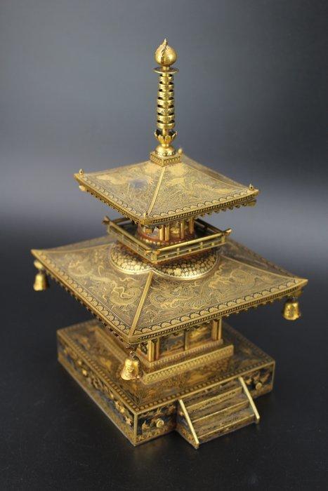 Armoire - Fer, Revêtement en or - Attributed to the Komai, Antiek en Kunst, Antiek | Overige Antiek