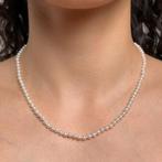 Japanse Akoya parelketting met witte ronde parels.