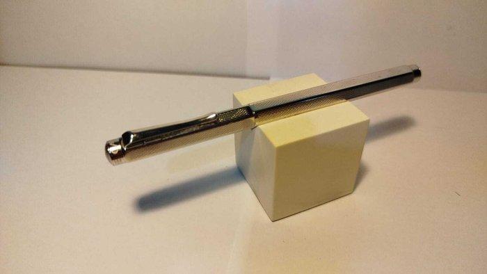Caran dAche - ecridor silver rodium - Vulpen, Collections, Stylos