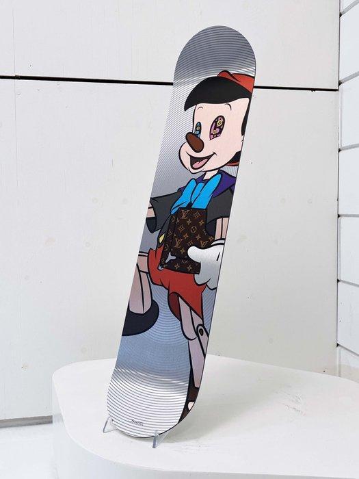 Suketchi - Louis Vuitton Skateboard Deck - Catawiki