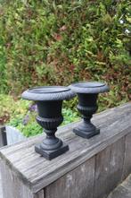 Jardinière (2) - Gietijzer, Antiek en Kunst