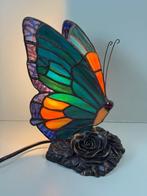 Lamp - Tiffany Stijl Vlinderlamp: Kleurige Sfeermaker voor, Antiek en Kunst