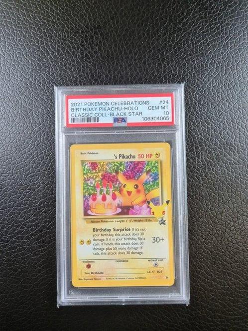 Pokémon - 1 Graded card - PSA 10 GEM MINT Birthday Pikachu, Hobby en Vrije tijd, Verzamelkaartspellen | Pokémon