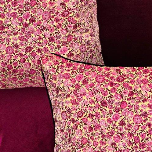 Rubelli - New Collection -Nouvel ensemble de quatre -, Antiek en Kunst, Antiek | Tapijten, Tafelkleden en Textiel