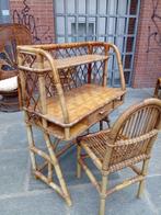 Audoux-Minnet - Bureau (2) - Bamboe - Met bijpassende stoel.