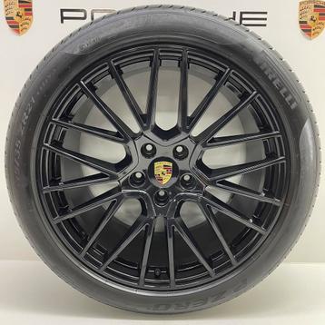 Porsche Cayenne E3 ORIGINELE 21 RS Spyder zwart met banden beschikbaar voor biedingen