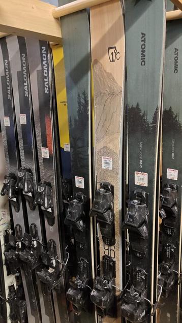NIEUWE PARTIJ gebruikte skis Net binnen, wees er snel bij! beschikbaar voor biedingen