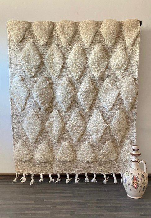 Tijdloos Berber Tapijt - Luxe Textuur van Zachte Wol -, Huis en Inrichting, Stoffering | Tapijten en Vloerkleden