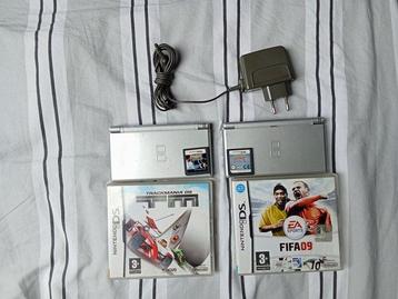 Nintendo - DS - with Pokemon Soul Silver  + others -