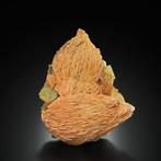 Geweldig! Kastformaat oranje kubieke fluoriet met baryt op, Verzamelen, Mineralen en Fossielen