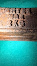 Balans of weegschaal - Messing, IJzer