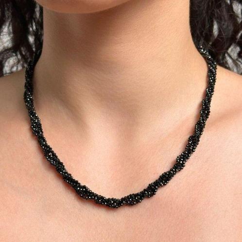 Torchon à 5 brins de spinelle noir sphérique facetté, chaîne, Verzamelen, Mineralen en Fossielen
