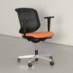Giroflex 434 bureaustoel, oranje / zwart mesh, 2D armleggers, Maison & Meubles, Chaises de bureau, Ophalen of Verzenden