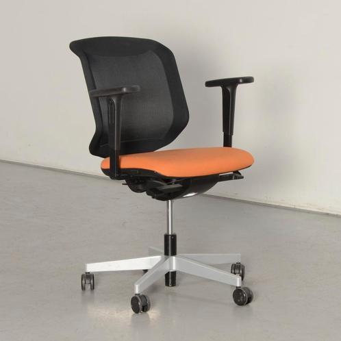 Giroflex 434 bureaustoel, oranje / zwart mesh, 2D armleggers, Huis en Inrichting, Bureaustoelen, Gebruikt, Ophalen of Verzenden