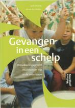 Gevangen in een schelp 9789001757540 L. de Jong, Boeken, Verzenden, Gelezen, L. de Jong