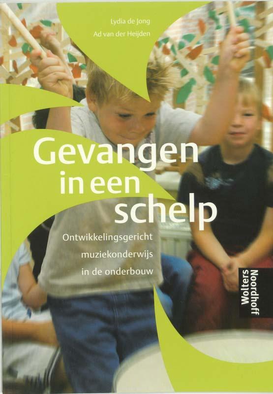 Gevangen in een schelp 9789001757540 L. de Jong, Boeken, Muziek, Gelezen, Verzenden