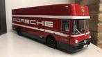 CMR 1:18 - Modelauto - Porsche Transporter Truck, Hobby en Vrije tijd, Modelauto's | 1:5 tot 1:12, Nieuw
