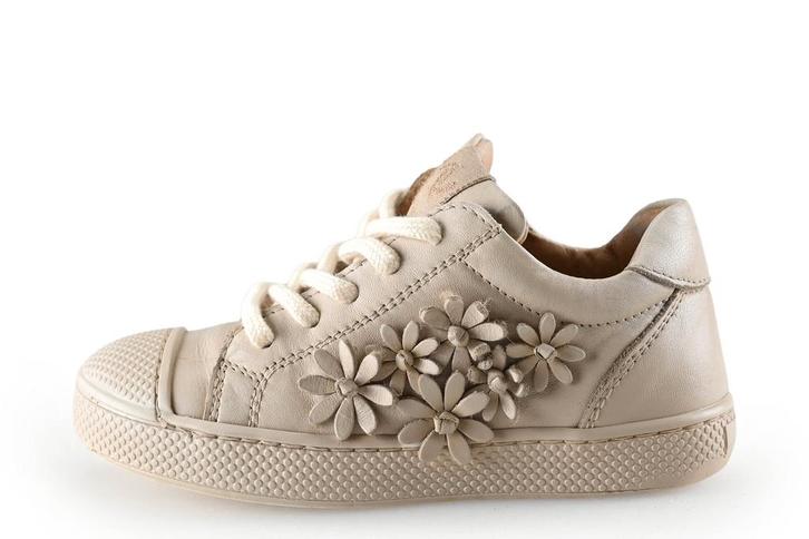 Lunella sneakers in maat 26 Beige | 15% korting, Kinderen en Baby's, Kinderkleding | Schoenen en Sokken, Jongen of Meisje, Zo goed als nieuw