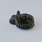 Oud Tibetaans of Nepalese Black Agate Ramshoofd Bedel, Antiek en Kunst