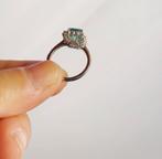 Cocktailring - 14 karaat Witgoud - 3.27ct. tw. Smaragd -, Handtassen en Accessoires, Antieke sieraden