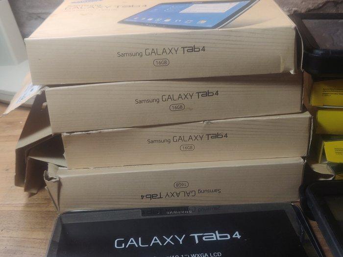 Samsung Lot of 4x Samsung Galaxy Tab 4 (10.1) Tablets + 6x, Games en Spelcomputers, Spelcomputers | Overige Accessoires
