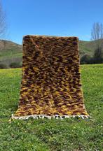 Handmade Beni Ouarain - Berber - Vloerkleed - 244 cm - 144, Maison & Meubles, Ameublement | Tapis & Moquettes