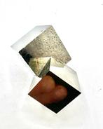 PREMIUM - Wonderen - ongelooflijk stralende pyriet