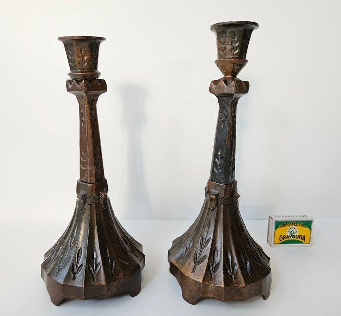 Paar handgemaakte Arts and Crafts - Kandelaar - Brons, Antiek en Kunst, Curiosa en Brocante