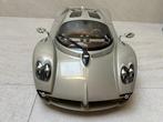 Pocher 1:8 - Modelauto - Pagani Utopia, Hobby en Vrije tijd, Nieuw