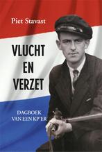 Vlucht en verzet 9789033004926 Piet Stavast, Boeken, Oorlog en Militair, Verzenden, Gelezen, Piet Stavast