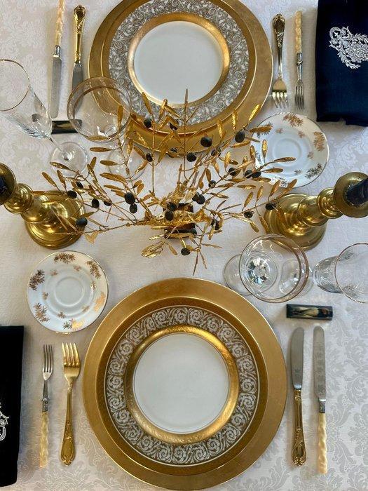 Witte adamascado tafelkleed voor grote tafels,, Antiek en Kunst, Kunst | Designobjecten