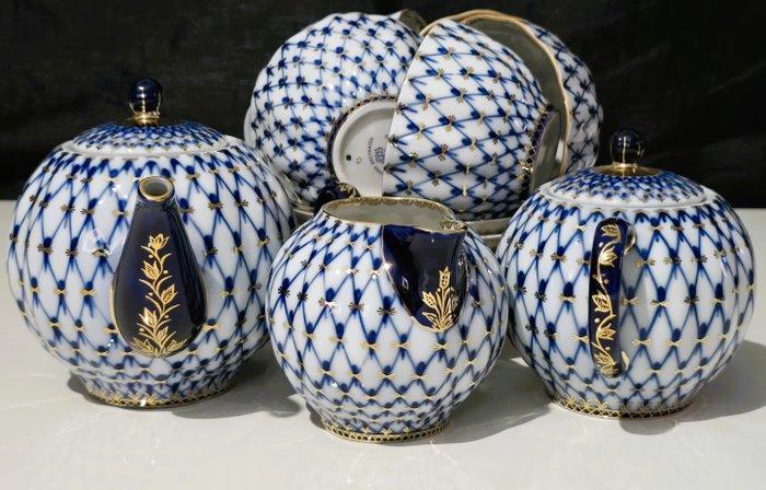 Lomonosov Imperial Porcelain Factory - Theeservies (15) -, Antiek en Kunst, Antiek | Meubels | Tafels