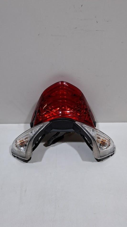 Achterlicht Honda vision 4T, Vélos & Vélomoteurs, Pièces de cyclomoteur | Scooters, Enlèvement ou Envoi