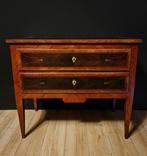 Commode - Hout, Antiek en Kunst