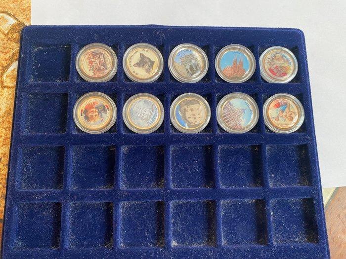 Europa. 2 Euro Various Years (10 monnaies avec sticker, Postzegels en Munten, Munten | Europa | Euromunten