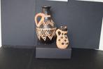 2 Berber Kabyle aardewerk - Taghza - Terracotta waterkan -, Antiek en Kunst