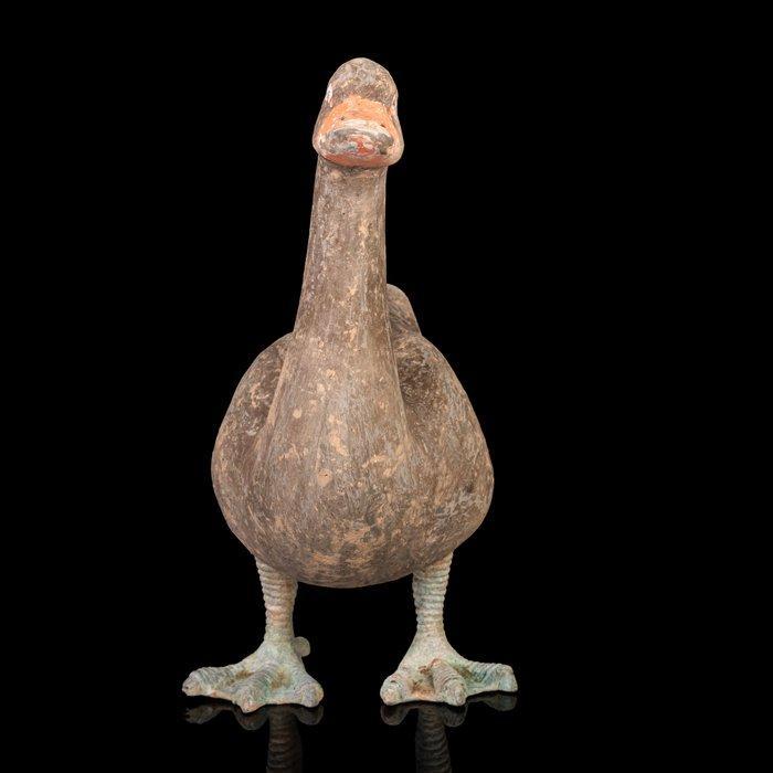 Oud-Chinees, Han-dynastie Aardewerken vogel met bronzen, Antiek en Kunst, Antiek | Overige Antiek