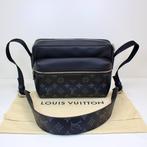 Louis Vuitton - Louis Vuitton Taigarama Outdoor Messenger PM, Nieuw