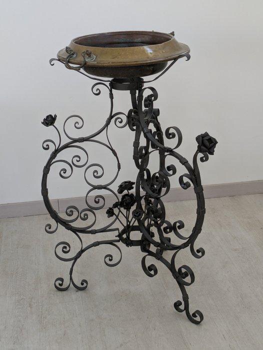 Jardinière - Fer - Hauteur : 110 cm, Antiquités & Art, Antiquités | Autres Antiquités