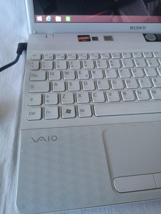 Sony Anniversary Vaio Intel Core i3 2,2 GHz 4gbRam 320hd, Games en Spelcomputers, Spelcomputers | Overige Accessoires