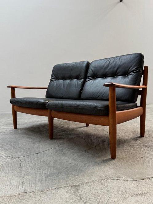 Wilhelm Knoll - Canapé - Cuir, Teck, Antiek en Kunst, Antiek | Meubels | Stoelen en Sofa's