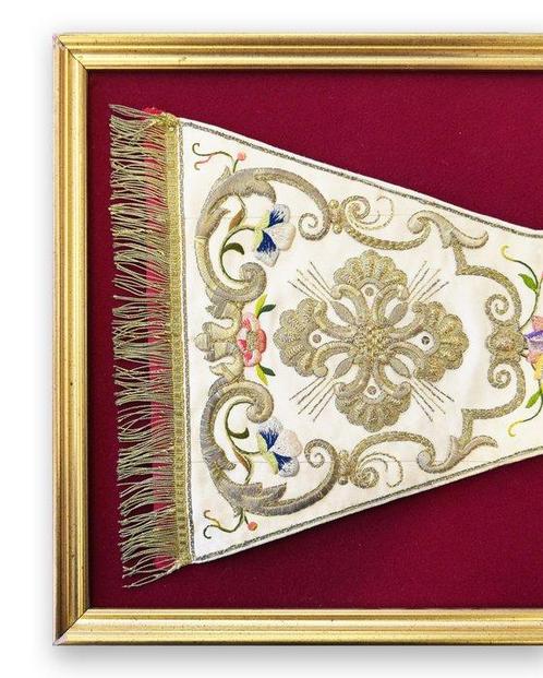 Stola (gewaad) - Vaticaan, Rome - Modellen Manipolo door, Antiek en Kunst, Antiek | Boeken en Manuscripten