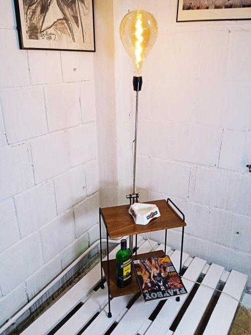 SRSE - Staande lamp - WM1 - Legering, Staal, Antiek en Kunst, Antiek | Verlichting
